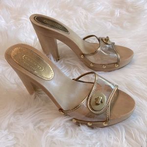 Coach Cagney Signature turnlock heels